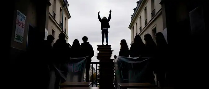 Учащиеся во Франции готовят новую волну протестов и блокировку учебных заведений в начале октября